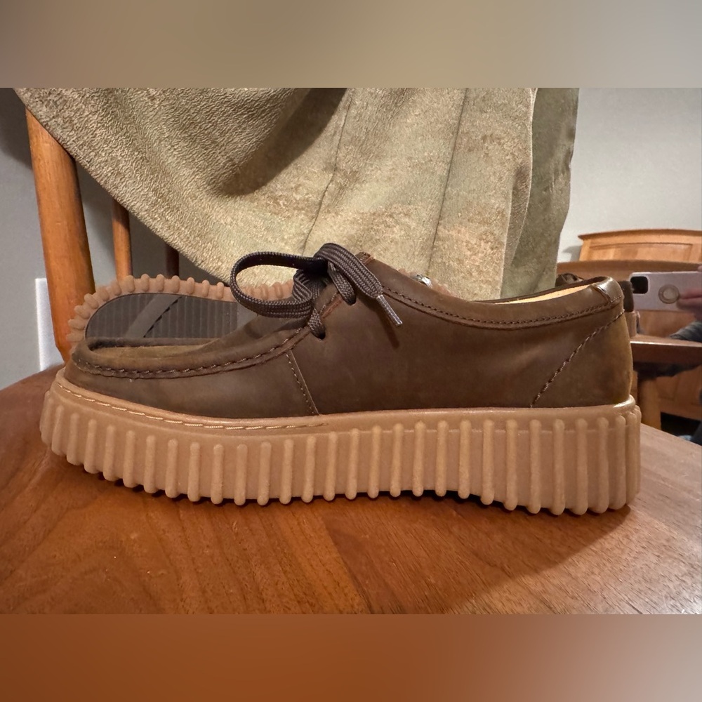Women’s Clark’s Torhill Bee Waxed Leather Size 10 - Picture 6 of 9